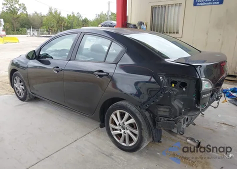 2013 Mazda Mazda3 I Touring z USA, uszkodzony, nr VIN JM1BL1V72D1826103
